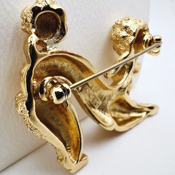 Monet Vintage Matte Gold Tone Red Rhinestone Poodle Dog Statement Brooch (EUC) - Picture 3 of 8